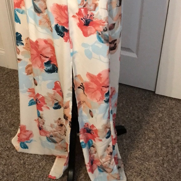 Floral maxi NWOT - Picture 3 of 8